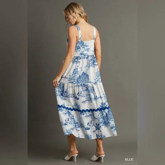 N60 Umgee Blue and White Patterned Maxi Dress - Picture 2 of 5